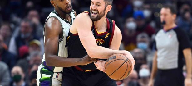 开云体育入口-包含太阳战胜老鹰后连胜，西部壮声归来的词条