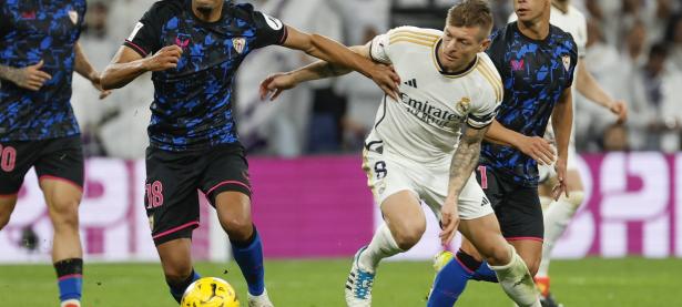 开云体育网页版入口-塞维利亚前锋破门，帮助球队逆转比赛