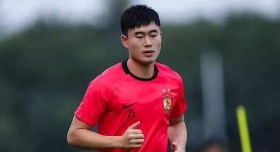 包含中超球队备战秘策曝光，皮查克率先确定出战的词条