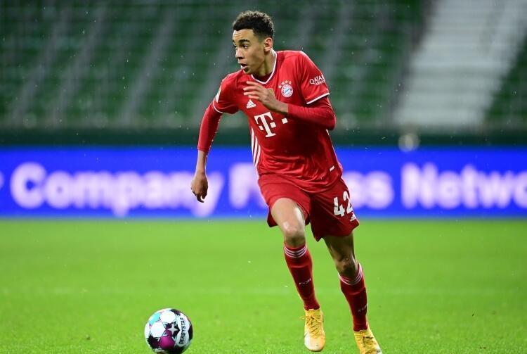 包含拜仁慕尼黑队员荣膺最佳射手,被球迷誉为当之无愧的词条 包含拜仁慕尼黑队员荣膺最佳射手,被球迷誉为当之无愧的词条