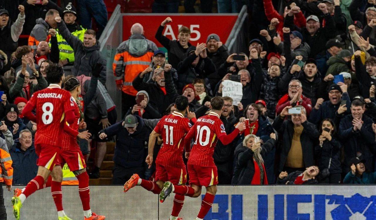 利物浦遭遇曼城挑战,谁能晋级欧洲足坛巅峰 利物浦遭遇曼城挑战,谁能晋级欧洲足坛巅峰