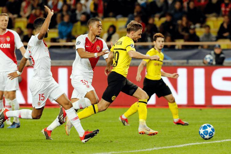 南特足球队备战关键战役,全力争胜的简单介绍 南特足球队备战关键战役,全力争胜的简单介绍