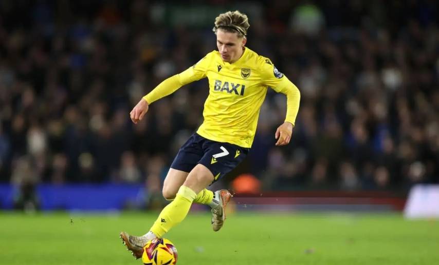 包含卡迪夫城受挫,输球难挽劣势的词条 包含卡迪夫城受挫,输球难挽劣势的词条