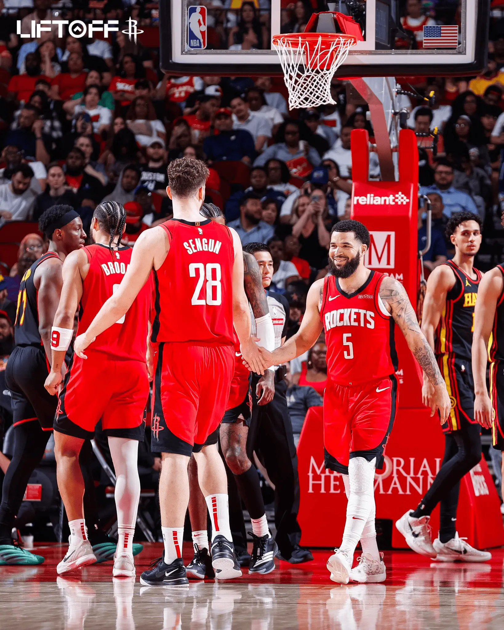 包含爵士战胜热火,客场稳定实力发挥获得胜利的词条 包含爵士战胜热火,客场稳定实力发挥获得胜利的词条