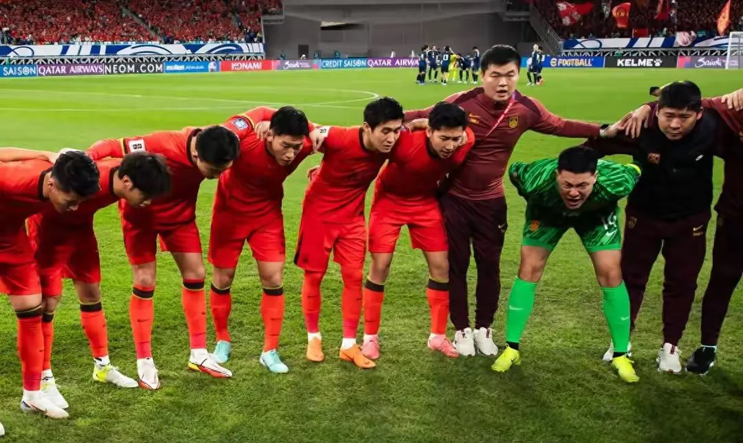 关于国内顶尖球队携手争夺胜利,场面火爆的信息 关于国内顶尖球队携手争夺胜利,场面火爆的信息