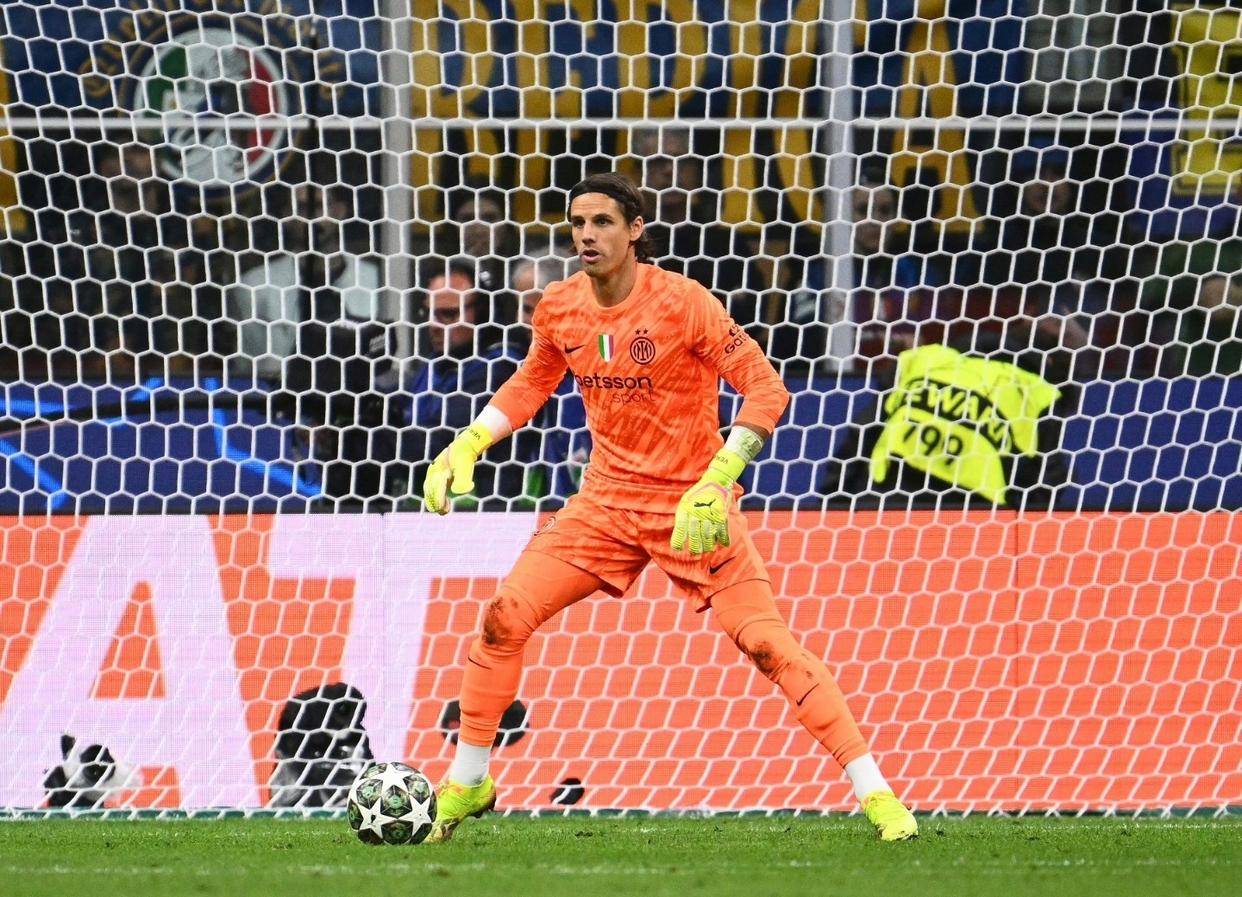 巴萨门神表现抢眼,扑救精准力挽狂澜的简单介绍 巴萨门神表现抢眼,扑救精准力挽狂澜的简单介绍