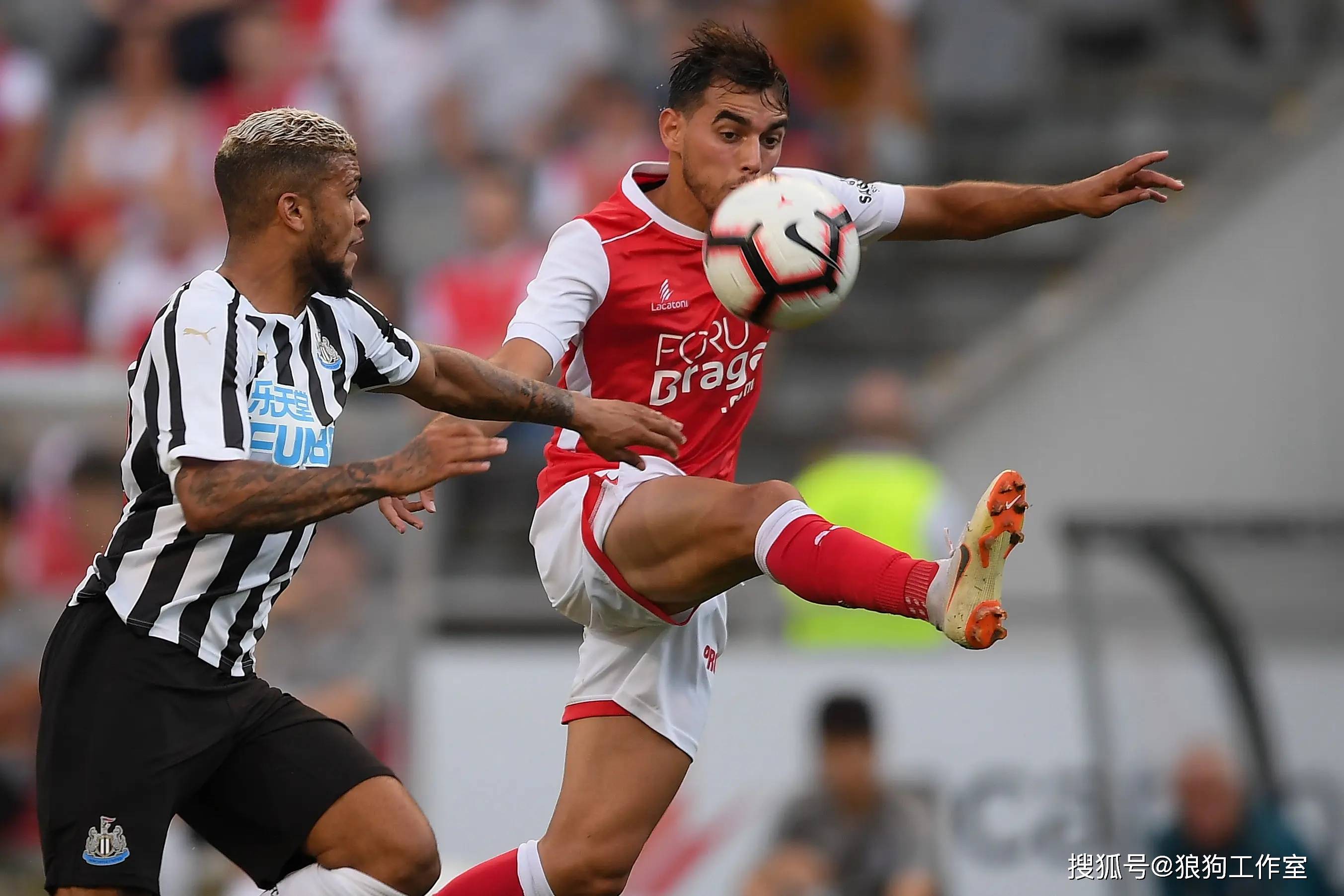 西班牙客场大胜塞尔维亚,全取三分 西班牙客场大胜塞尔维亚,全取三分