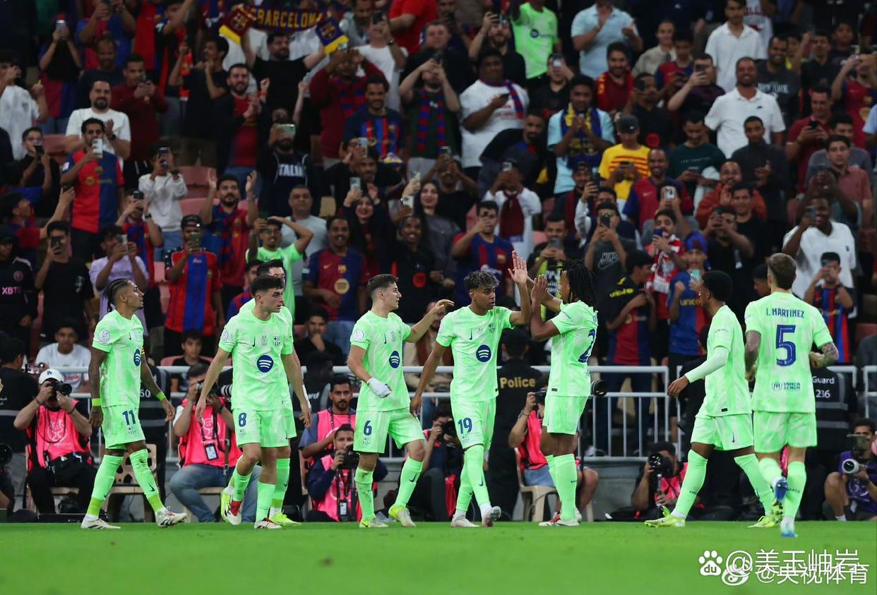 西班牙客场大胜塞尔维亚,全取三分 西班牙客场大胜塞尔维亚,全取三分