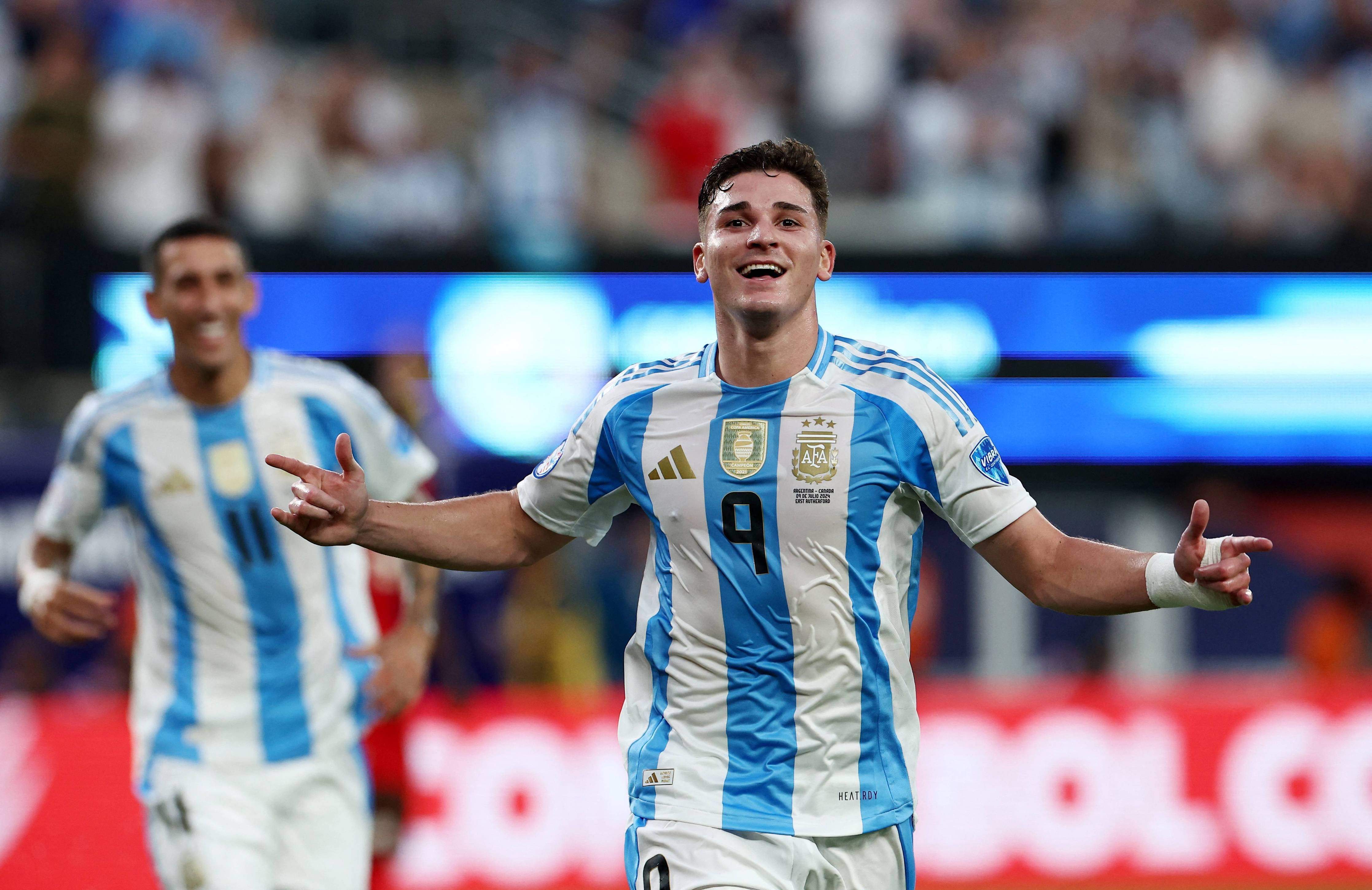 包含阿根廷主帅宣布辞职,球员助教正式接任的词条 包含阿根廷主帅宣布辞职,球员助教正式接任的词条