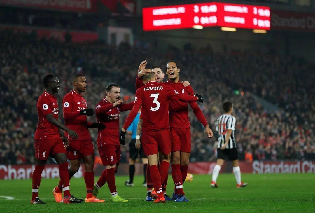 包含顶级球员联袂出击,欧洲豪强争夺冠军荣誉的词条 包含顶级球员联袂出击,欧洲豪强争夺冠军荣誉的词条