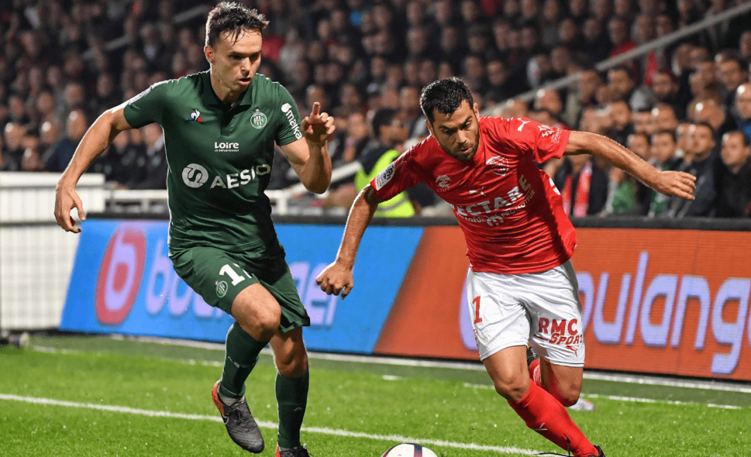 格勒诺布尔主教练鼓励球队,锲而不舍的简单介绍 格勒诺布尔主教练鼓励球队,锲而不舍的简单介绍