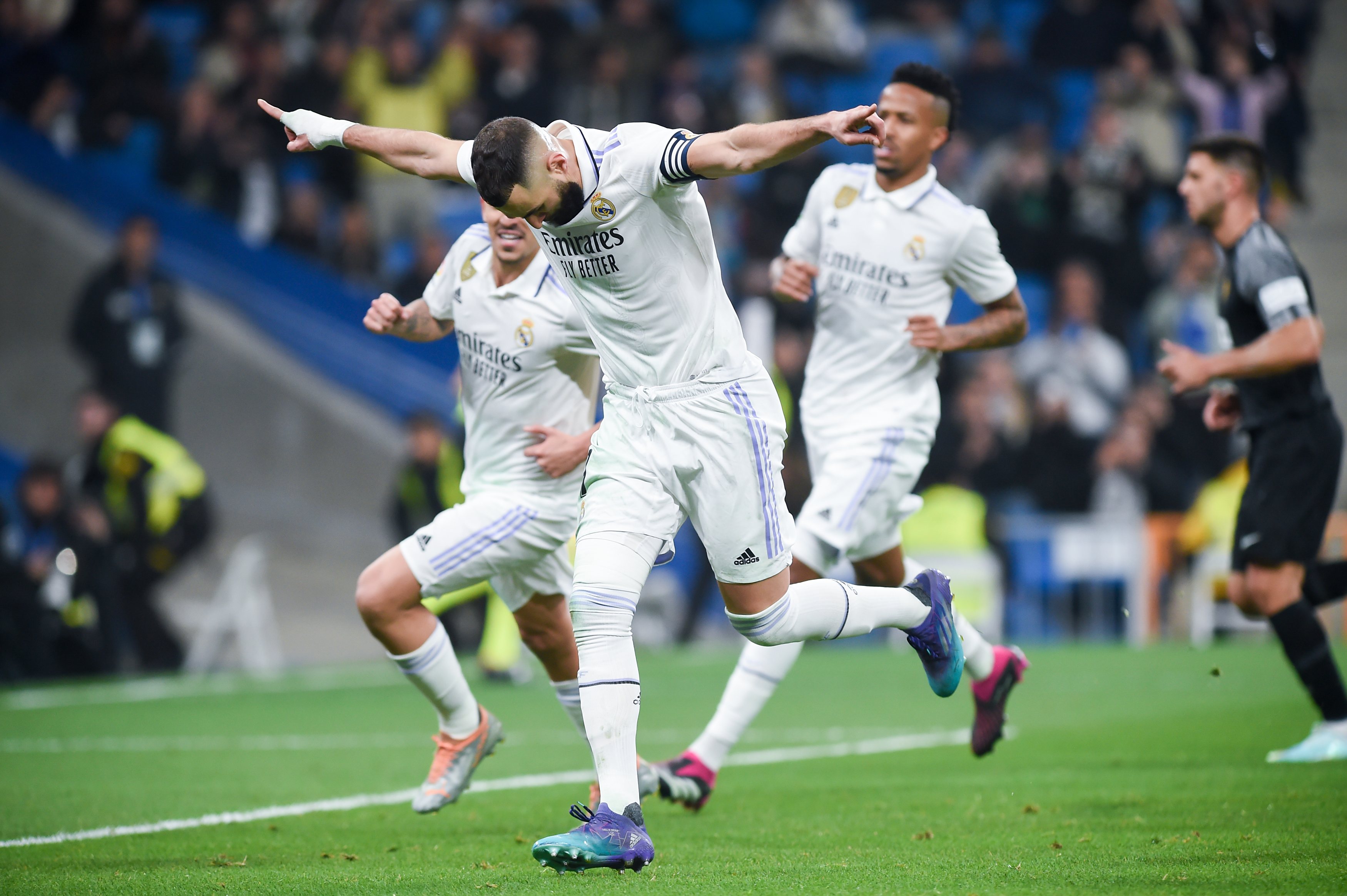 贝尔梅开二度,皇马实现连胜战绩的简单介绍 贝尔梅开二度,皇马实现连胜战绩的简单介绍