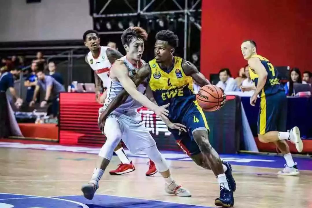 关于亚洲盟冠军杯篮球赛点燃全球激情的信息 关于亚洲盟冠军杯篮球赛点燃全球激情的信息