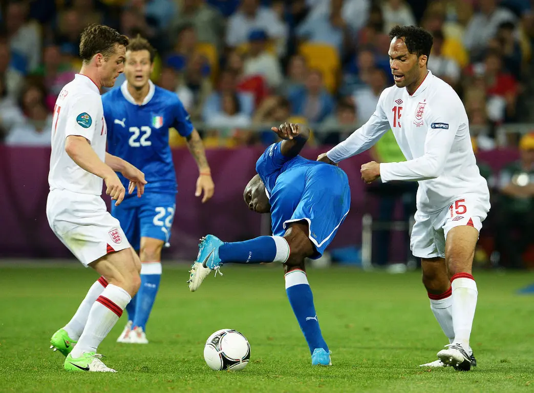 热血澎湃!欧预赛球场上争夺激烈细节虞的简单介绍 热血澎湃!欧预赛球场上争夺激烈细节虞的简单介绍