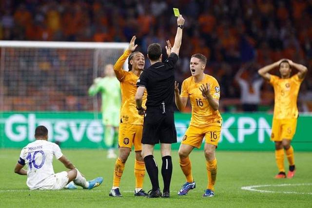 包含俄罗斯双杀杰尔!挺进欧预赛正赛的词条 包含俄罗斯双杀杰尔!挺进欧预赛正赛的词条