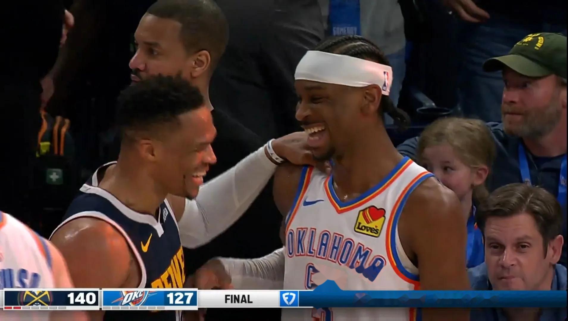 湖人战胜独行侠,止颓不败 湖人战胜独行侠,止颓不败